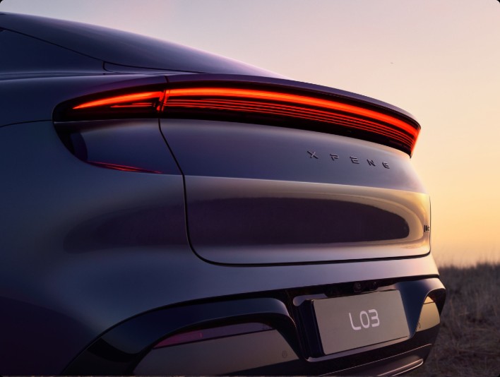L03 signature lumineuse