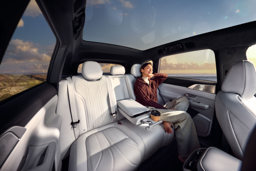 g9 G9 INTERIEUR ESPACE ARRIERE